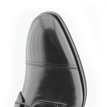 Load image into Gallery viewer, Genuine Leather Shoes For Men
