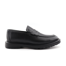 Load image into Gallery viewer, Genuine Leather Shoes For Men
