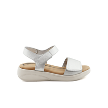 Load image into Gallery viewer, Sandal For Women
