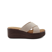 Load image into Gallery viewer, Slipper For Women

