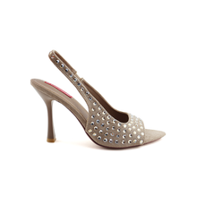 Load image into Gallery viewer, Sandal For Women
