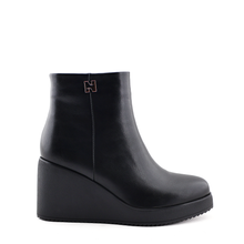 Load image into Gallery viewer, Boot For Women
