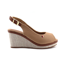 Load image into Gallery viewer, Sandal For Women
