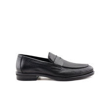 Load image into Gallery viewer, Genuine Leather Shoes For Men
