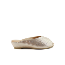 Load image into Gallery viewer, Slipper For Women
