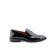 Load image into Gallery viewer, Genuine Leather Shoes For Men
