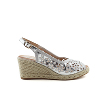 Load image into Gallery viewer, Sandal For Women
