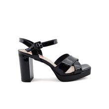Load image into Gallery viewer, Sandal For Women
