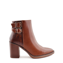 Load image into Gallery viewer, Boot For Women
