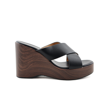 Load image into Gallery viewer, Slipper For Women
