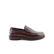 Load image into Gallery viewer, Genuine Leather Shoes For Men
