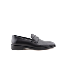 Load image into Gallery viewer, Genuine Leather Shoes For Men
