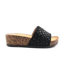 Load image into Gallery viewer, Slipper For Women
