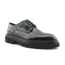 Load image into Gallery viewer, Genuine Leather Shoes For Men
