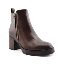 Load image into Gallery viewer, Boot For Women
