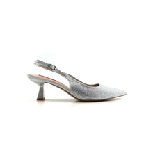 Load image into Gallery viewer, Sandal For Women
