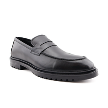 Load image into Gallery viewer, Genuine Leather Shoes For Men
