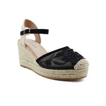 Load image into Gallery viewer, Sandal For Women
