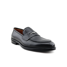 Load image into Gallery viewer, Genuine Leather Shoes For Men

