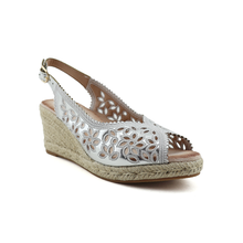Load image into Gallery viewer, Sandal For Women
