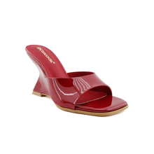 Load image into Gallery viewer, Slipper For Women
