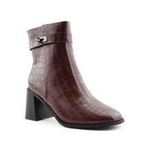 Load image into Gallery viewer, Boot For Women
