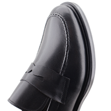 Load image into Gallery viewer, Genuine Leather Shoes For Men

