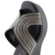 Load image into Gallery viewer, Slipper For Women

