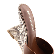 Load image into Gallery viewer, Slipper For Women
