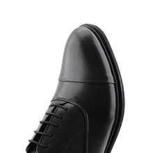 Load image into Gallery viewer, Genuine Leather Shoes For Men
