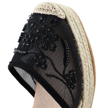 Load image into Gallery viewer, Sandal For Women
