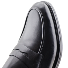 Load image into Gallery viewer, Genuine Leather Shoes For Men

