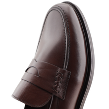 Load image into Gallery viewer, Genuine Leather Shoes For Men
