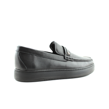 Load image into Gallery viewer, Genuine Leather Shoes For Men
