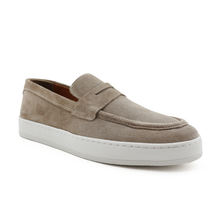 Load image into Gallery viewer, Casual &amp; Sport Shoes For Men
