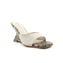 Load image into Gallery viewer, Slipper For Women
