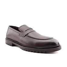 Load image into Gallery viewer, Genuine Leather Shoes For Men
