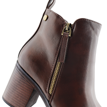 Load image into Gallery viewer, Boot For Women
