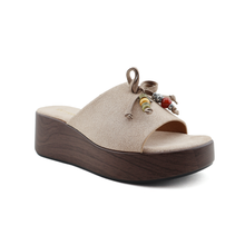 Load image into Gallery viewer, Slipper For Women
