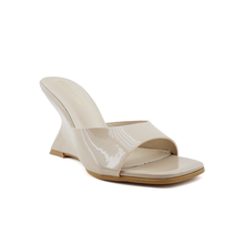 Load image into Gallery viewer, Slipper For Women

