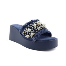 Load image into Gallery viewer, Slipper For Women
