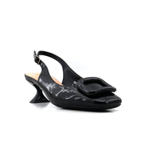 Load image into Gallery viewer, Sandal For Women
