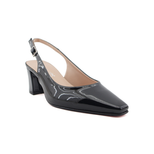 Load image into Gallery viewer, Sandal For Women
