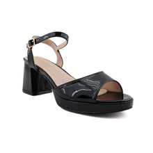 Load image into Gallery viewer, Sandal For Women
