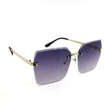 Load image into Gallery viewer, Sunglass For Women

